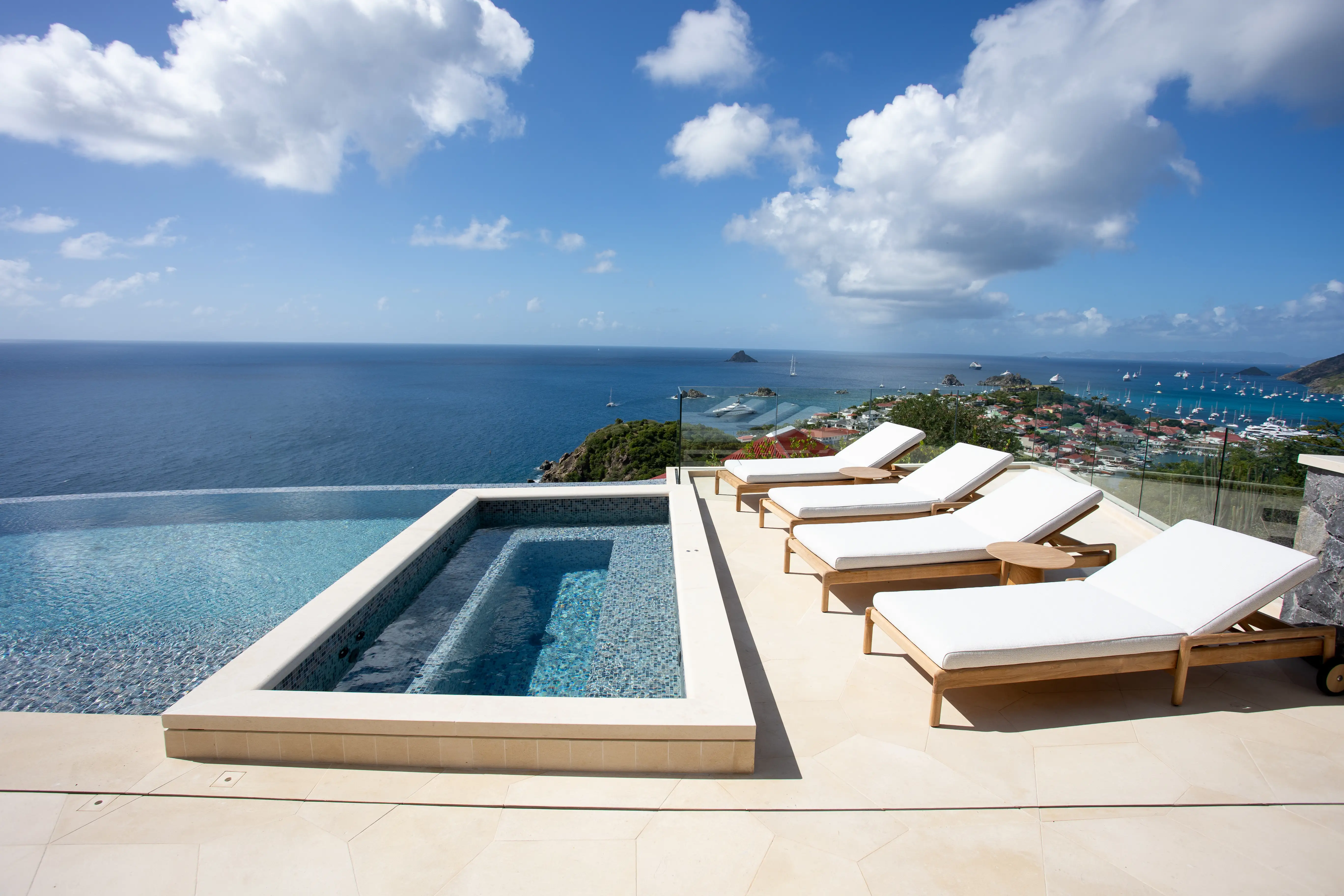 Villa Sel Palace gallery image 12 - Pool - Luxury villa facilities and amenities