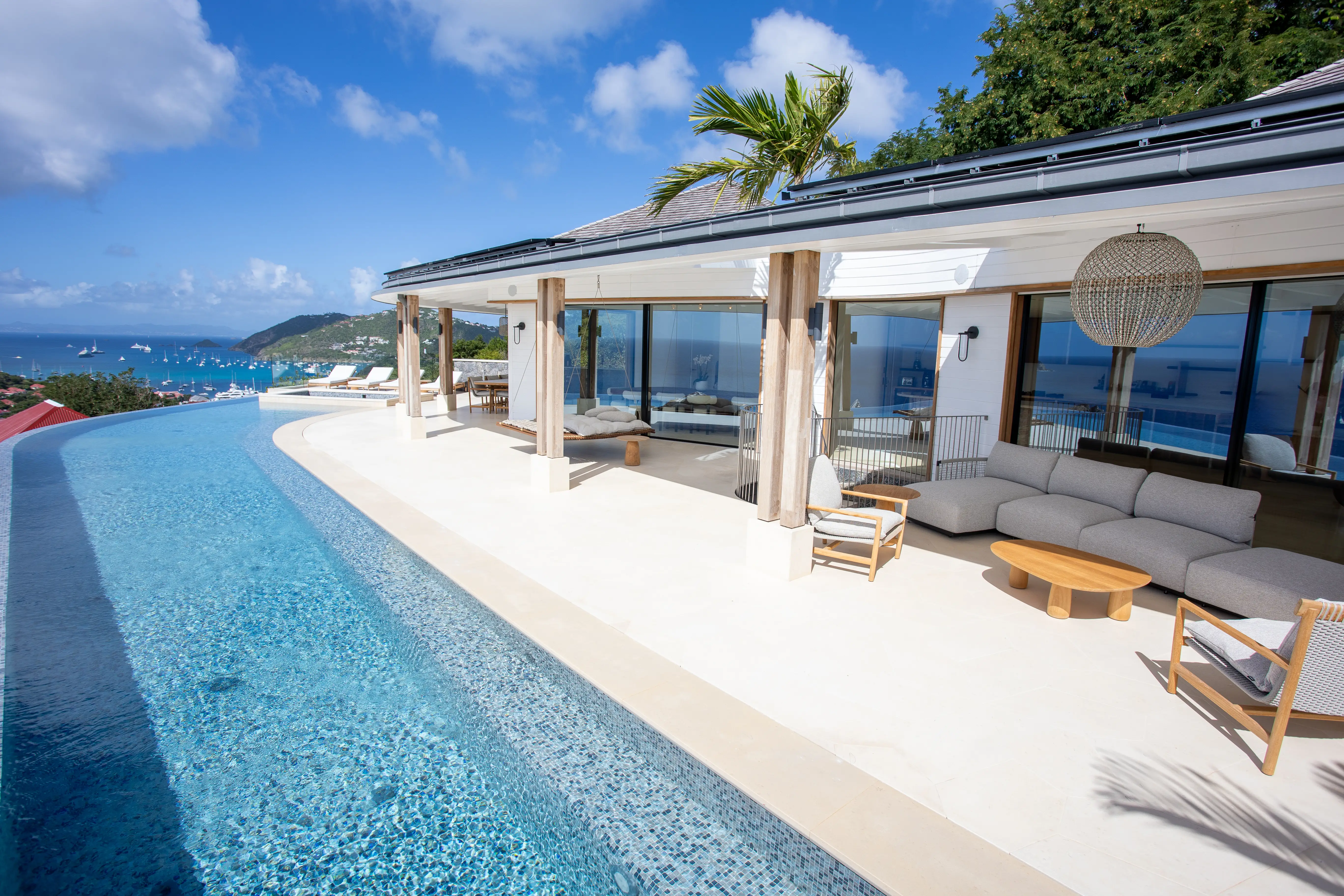 Villa Sel Palace gallery image 11 - Pool - Luxury villa facilities and amenities