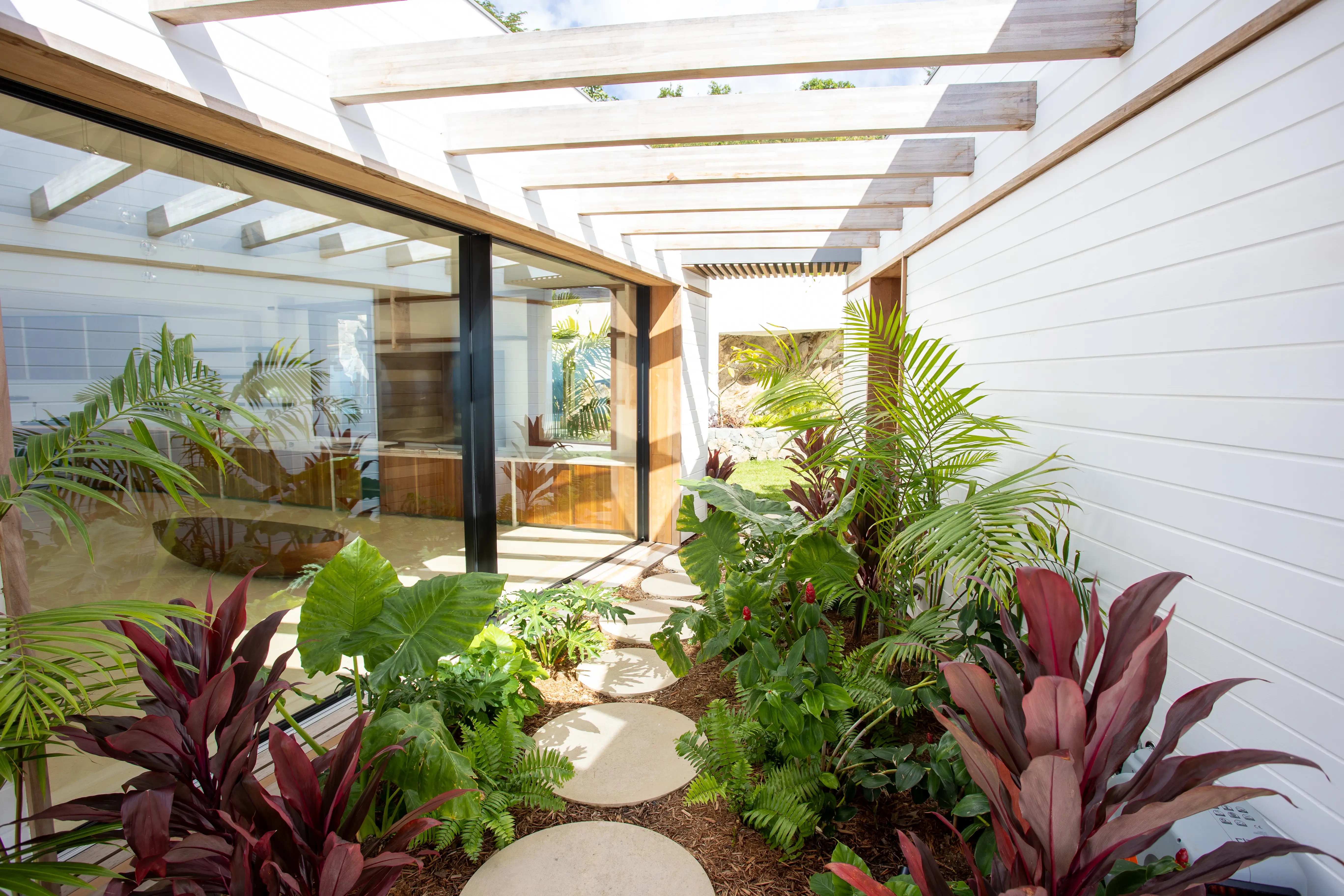 Villa Sel Palace gallery image 8 - Garden - Luxury villa facilities and amenities