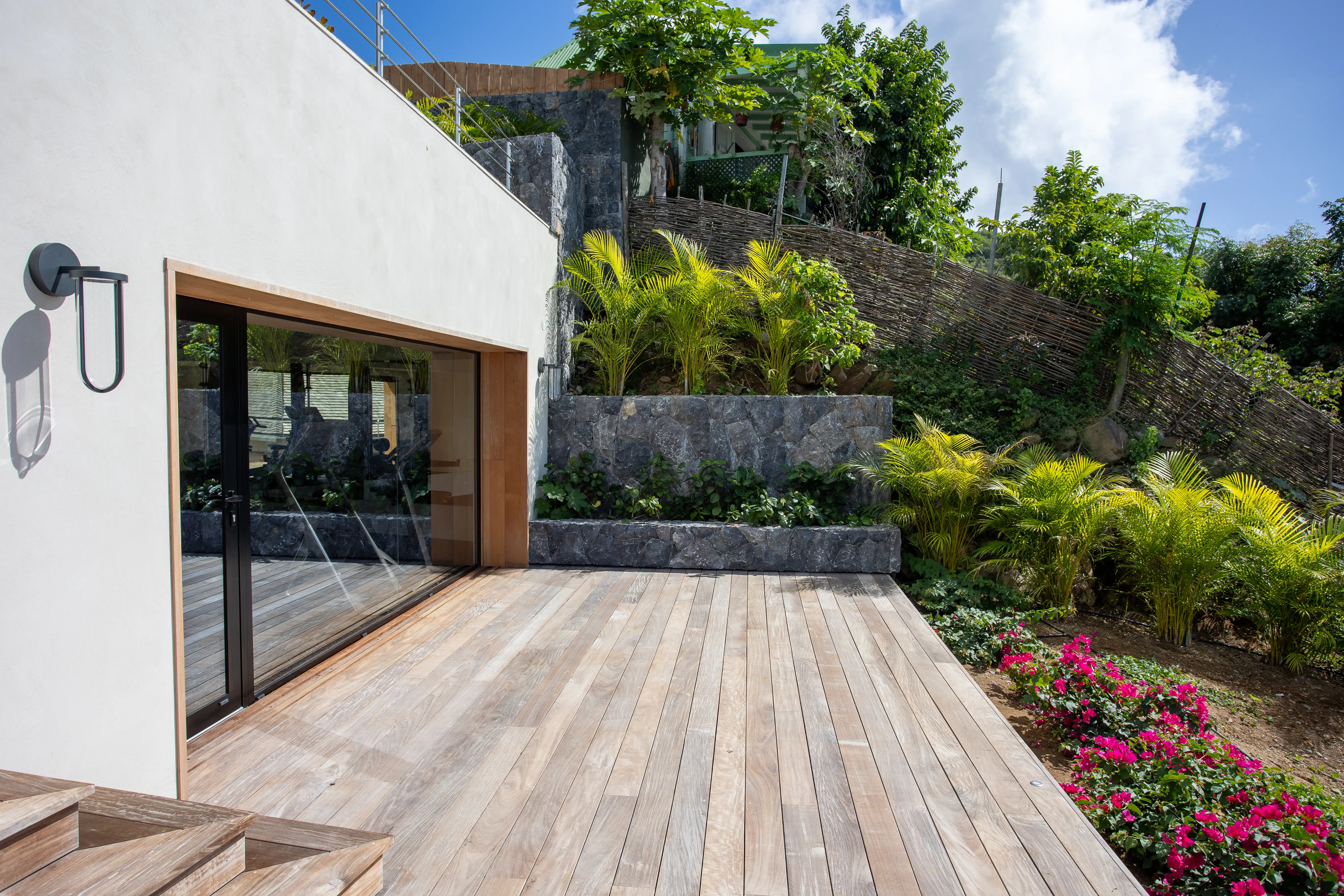 Villa Sel Palace gallery image 4 - Garden - Luxury villa facilities and amenities