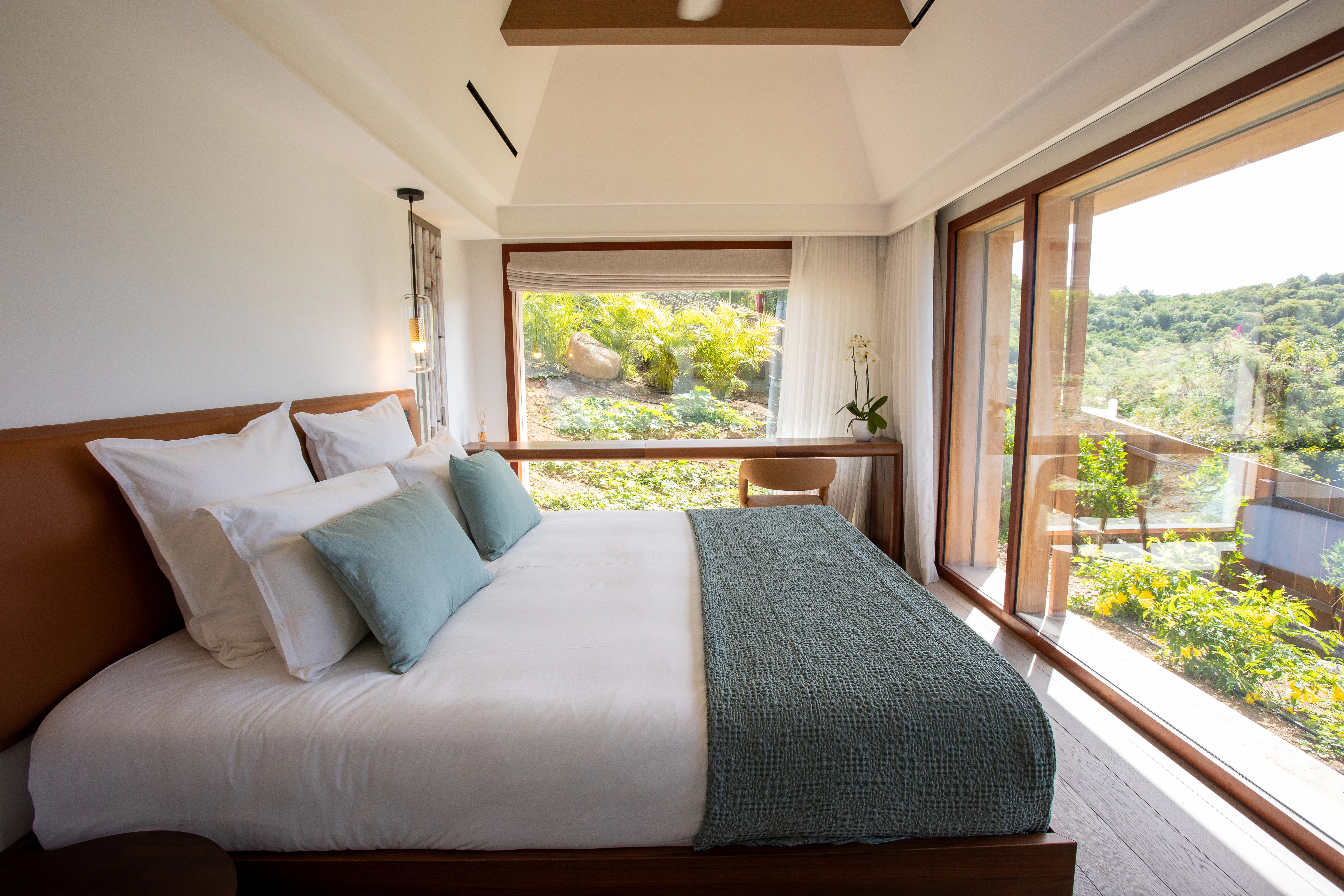 Luxury villa room view at Villa Sel Palace - Elegant accommodation with modern amenities 3